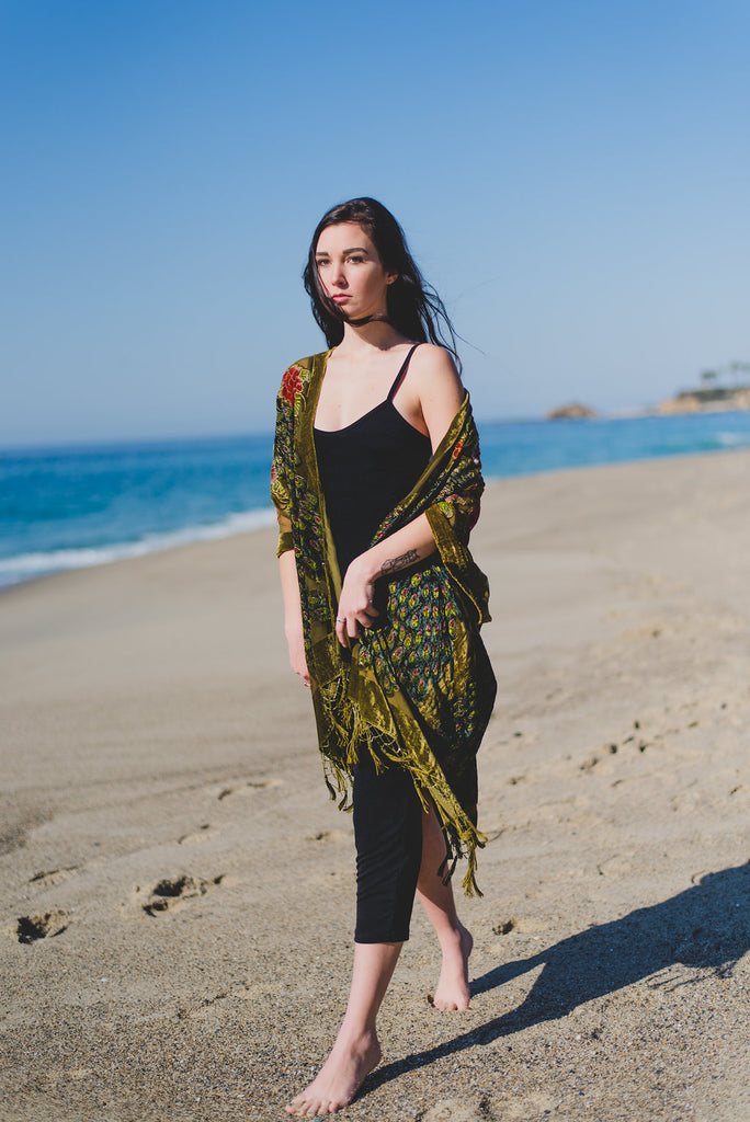 Peacocks in Paradise - Olive