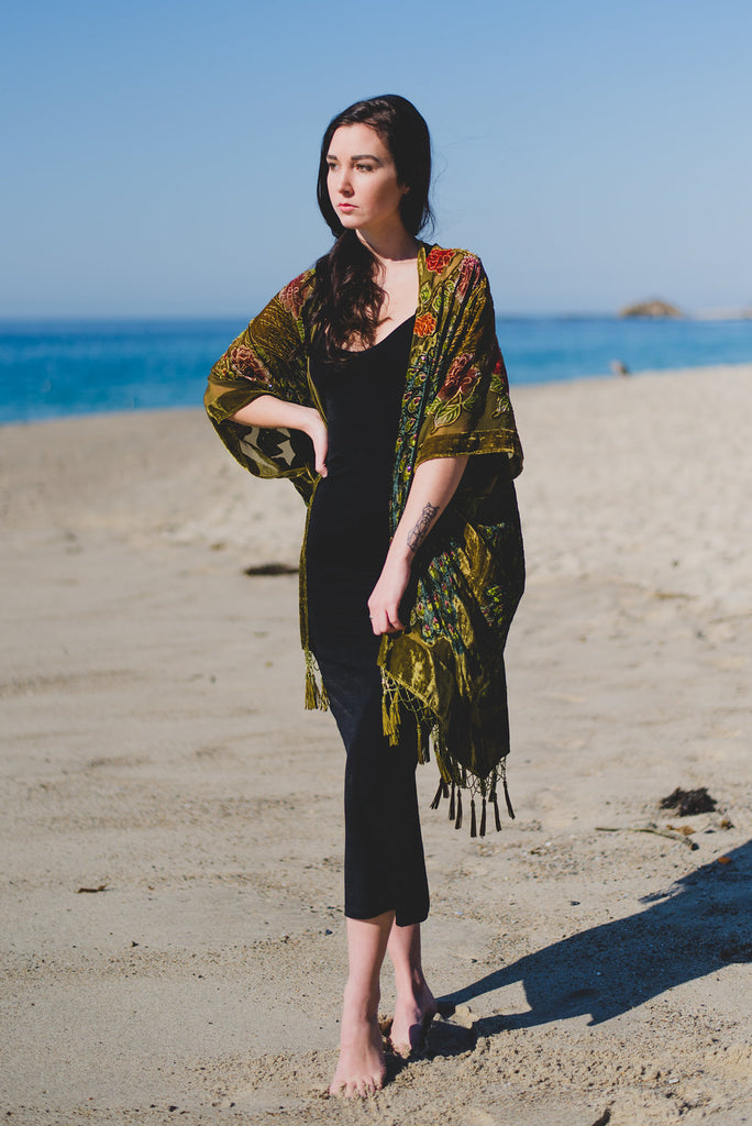 Peacocks in Paradise - Olive